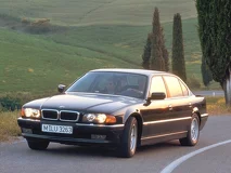 BMW 7 серии E38